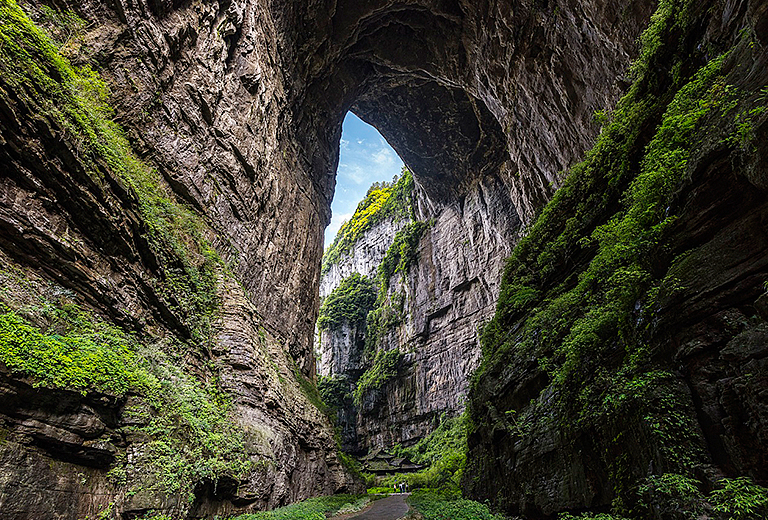 【渝您相依．重慶８日】秘境阿依河、武隆天坑、芙蓉洞、濯水古鎮