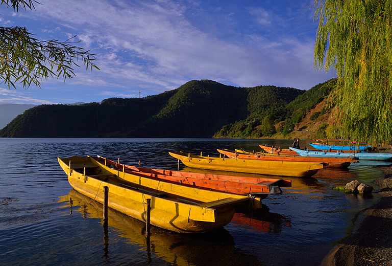 《文化參訪團》瀘光秘境・雲南8日～瀘沽湖、雪山、喜洲古鎮、雲上村莊、三排椅