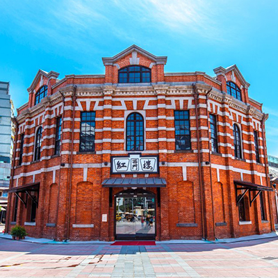 生命就該浪費在美好事物上，只要您願意為它停留。