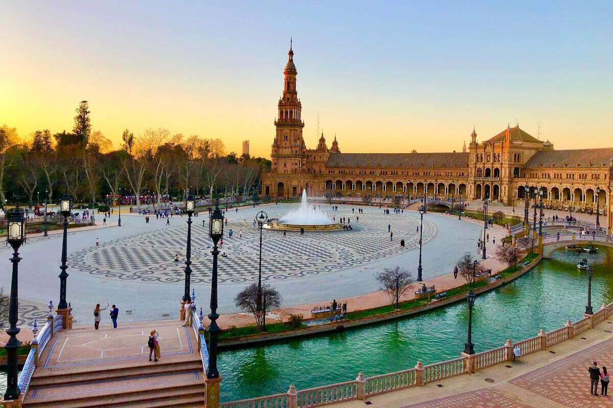 【阿聯假期】饗樂西班牙建築美食11天-中段飛機.馬德里皇宮.雪莉酒莊.鬥牛場